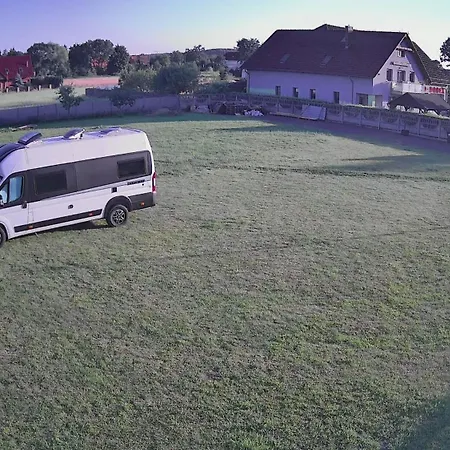 Camperpark, Stellplatz - Tylko Parking Dla Kamperow *